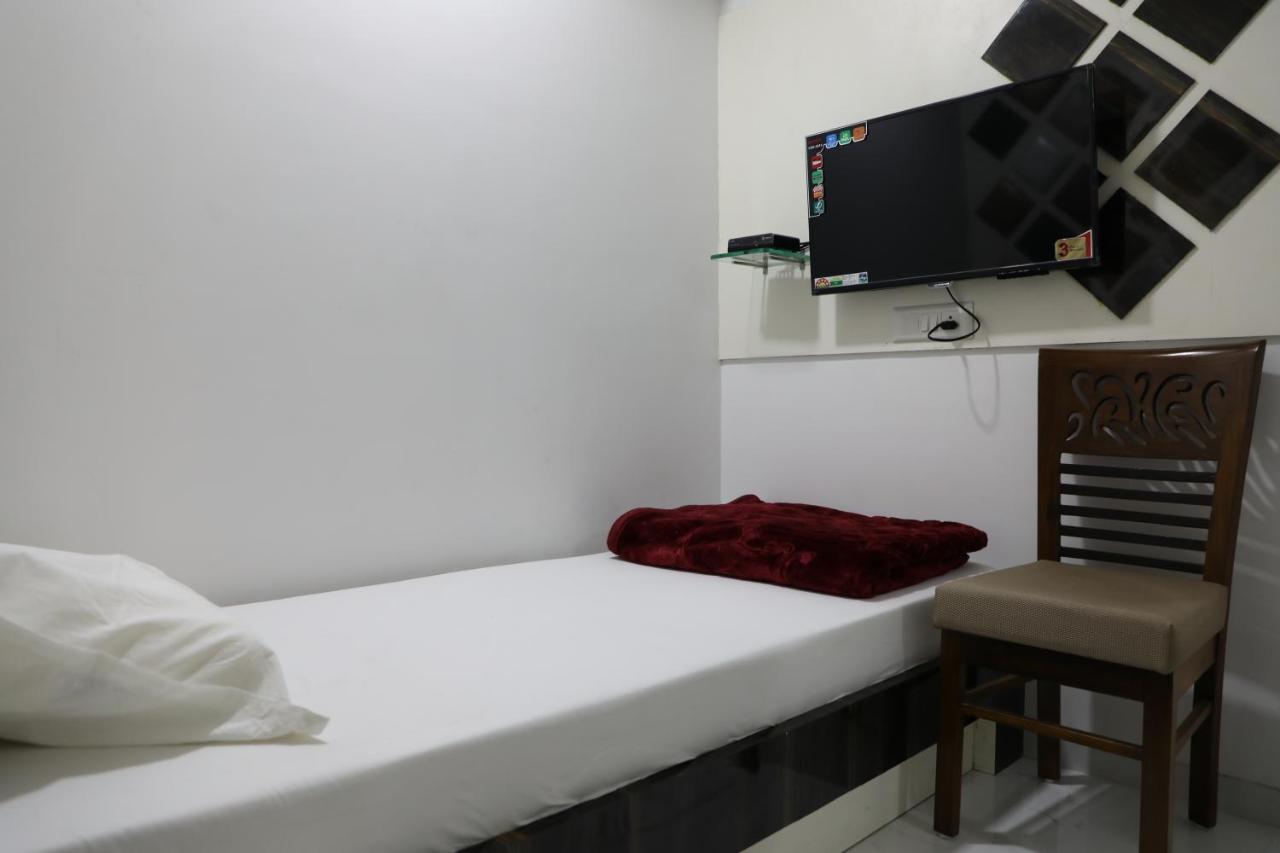 Hotel Pearl Navi Mumbai Eksteriør bilde