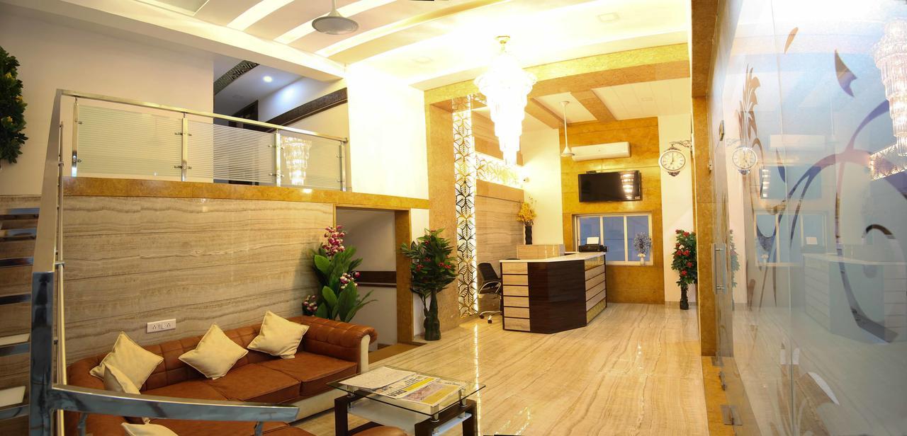 Hotel Pearl Navi Mumbai Eksteriør bilde