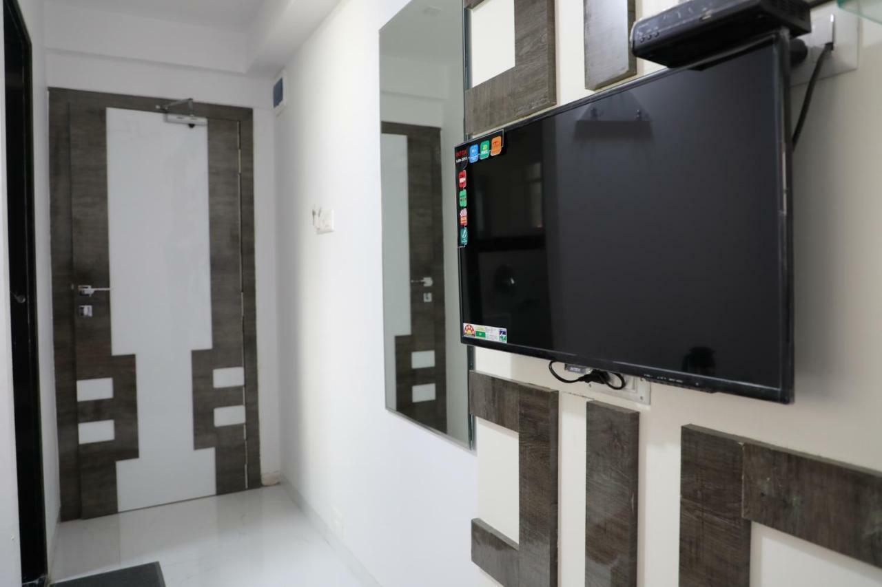Hotel Pearl Navi Mumbai Eksteriør bilde